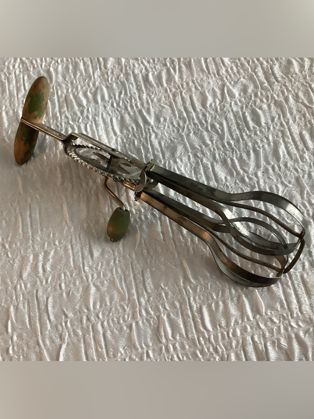 Vtg. Hand Rotary Manual Egg Beater they were used for whipping cream,